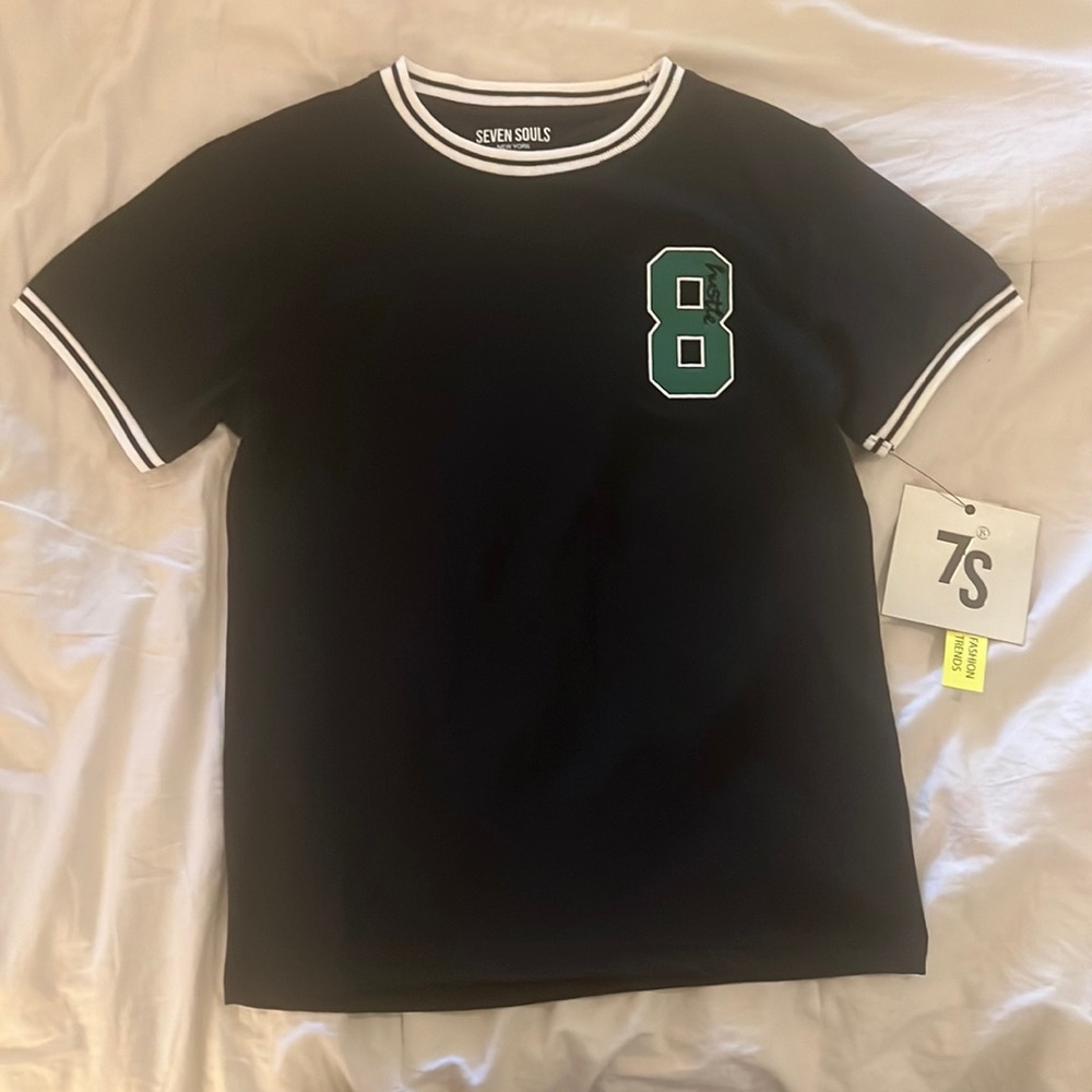 SEVEN SOULS New York Black T-shirt size 14/16.